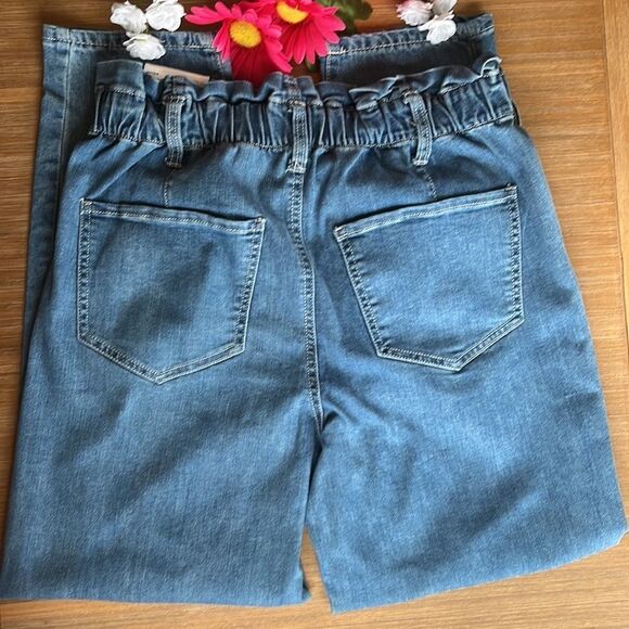 JUNIORS' High-Rise Paper Bag Mom Jeans 11/30W - Picture 6 of 12